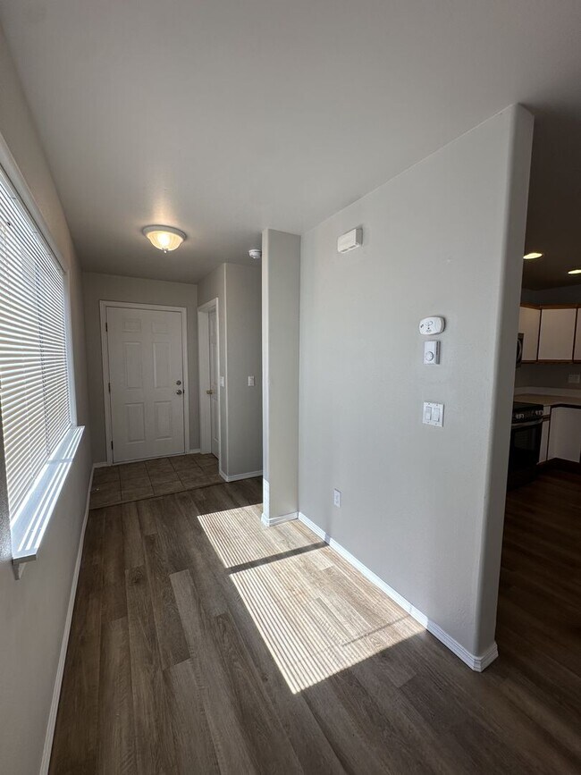 2019 SW Canyon Dr in Redmond, OR - Building Photo - Building Photo