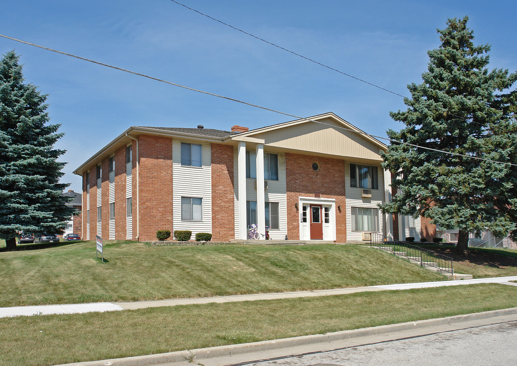 3100 86th St in Sturtevant, WI - Building Photo