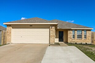 1024 Stockton Dr in Burleson, TX - Building Photo