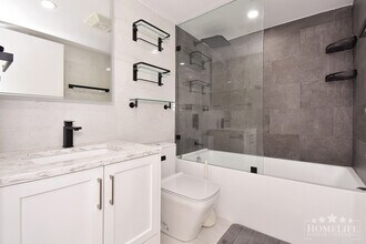 10777 University Dr in Surrey, BC - Building Photo - Building Photo