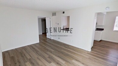 2700 N Brea Blvd in Fullerton, CA - Building Photo - Building Photo