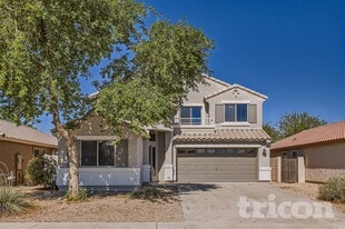 40352 W Novak Ln in Maricopa, AZ - Building Photo