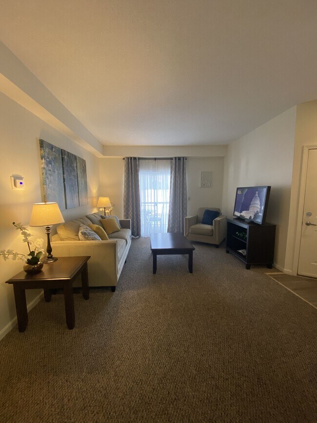 Huntington Woods Bristol, CT Apartments