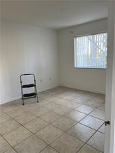 680 NW 79th Ter in Pembroke Pines, FL - Building Photo - Building Photo