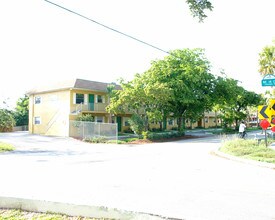 707 NE 14th St in Fort Lauderdale, FL - Building Photo - Building Photo