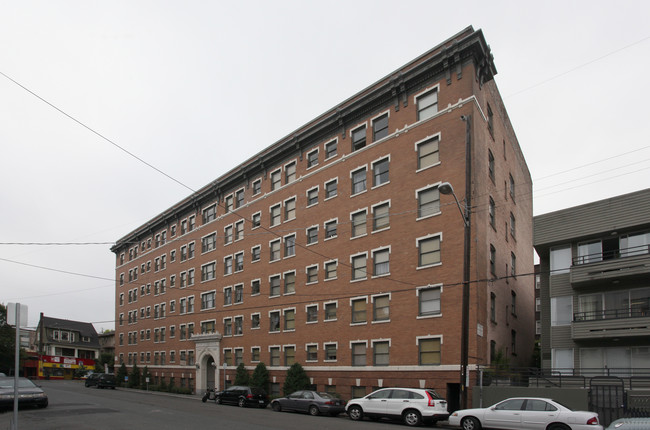 The Granada in Seattle, WA - Building Photo - Building Photo