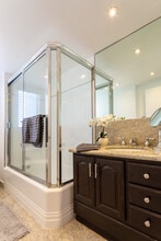 10401 Wilshire - PENTHOUSES AVAILABLE in Los Angeles, CA - Foto de edificio - Building Photo