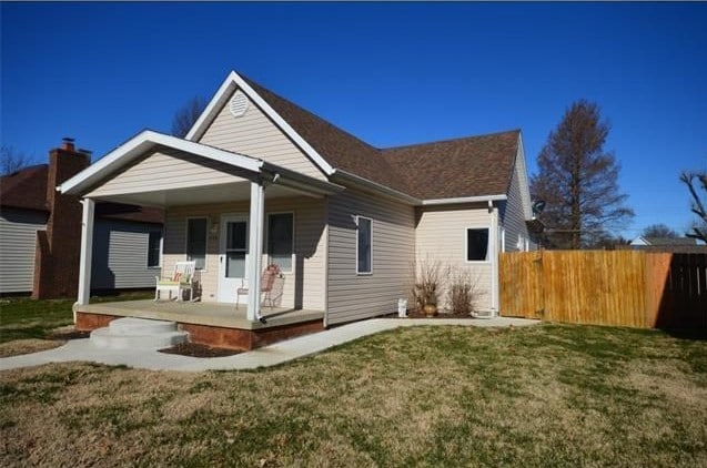 312 E Adams St in O'Fallon, IL - Building Photo - Building Photo