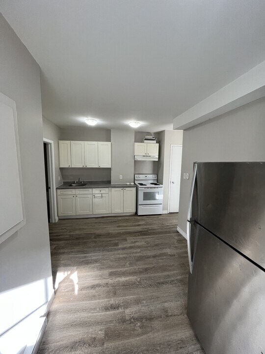 260 Robinson St in Moncton, NB - Building Photo