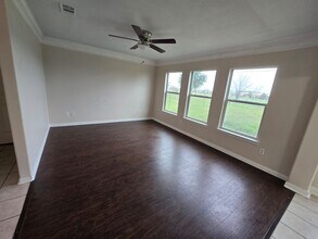 707 Mockingbird St in Navasota, TX - Building Photo - Building Photo