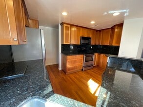 9270 Towne Centre Dr in San Diego, CA - Building Photo - Building Photo