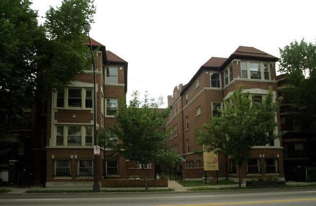 5739-5745 N Ridge Ave in Chicago, IL - Building Photo - Building Photo