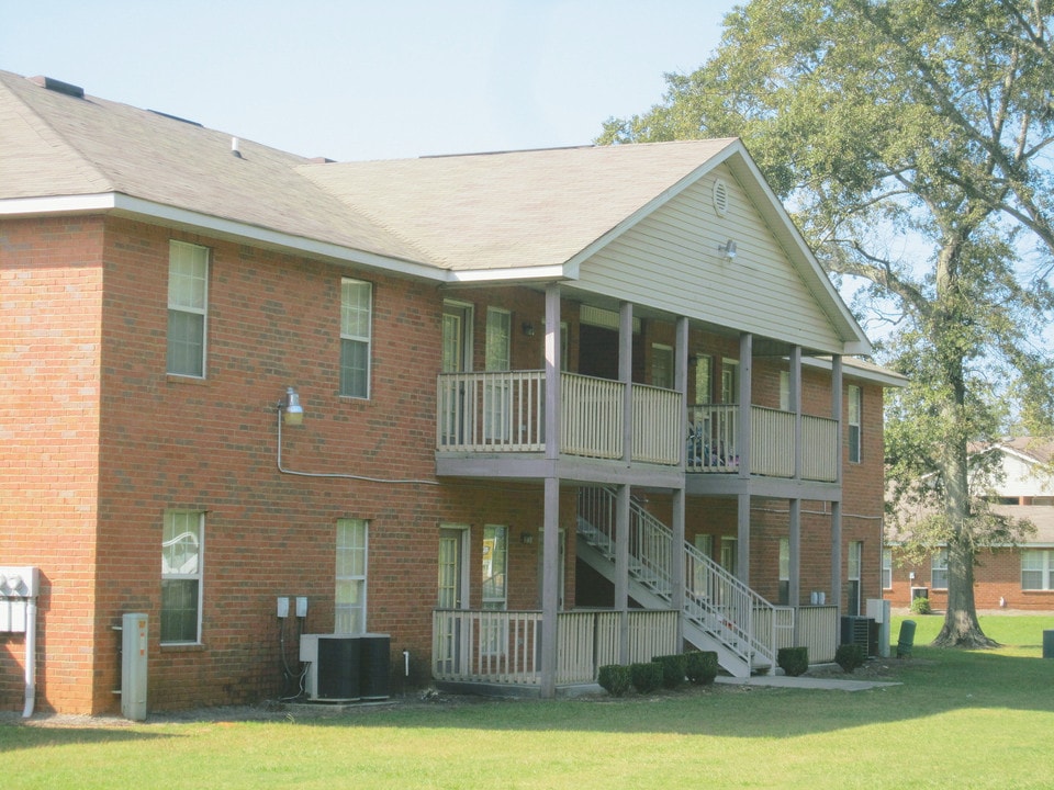 Sperry Landing in Theodore, AL - Building Photo