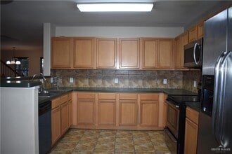 12 Nightshade Ave in McAllen, TX - Building Photo - Building Photo