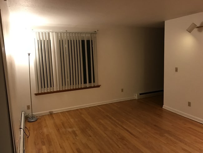 135 New Britain Ave, Unit C