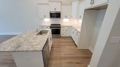 1176 Cobbler Ln in Boiling Springs, SC - Building Photo - Building Photo