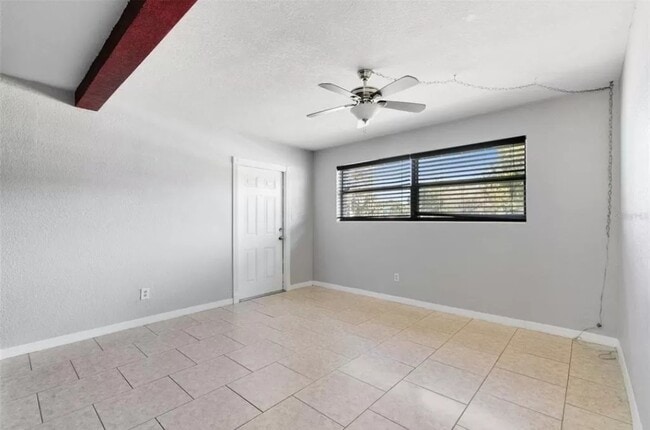 600 S Oxalis Ave in Orlando, FL - Foto de edificio - Building Photo