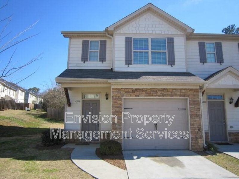 4394 Stone Gate Way in East Point, GA - Building Photo