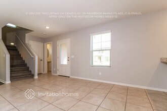 8025 W Agora Ln in Phoenix, AZ - Building Photo - Building Photo