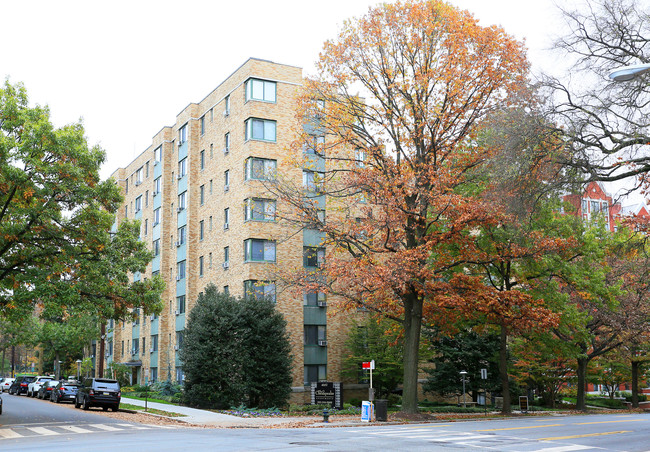 The Chesapeake in Washington, DC - Foto de edificio - Building Photo