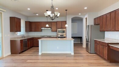 378 E Las Colinas Pl in Chandler, AZ - Building Photo - Building Photo