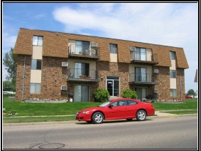 2712 E Rosser Ave in Bismarck, ND - Foto de edificio