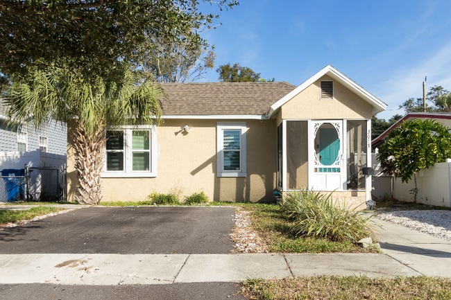 property at 3017 Freemont Terrace S