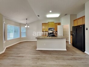 12201 Jenny Oak Ct in Jacksonville, FL - Building Photo - Building Photo
