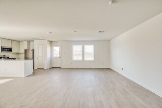 732 Magnolia Creek Dr in Magnolia, TX - Building Photo - Building Photo