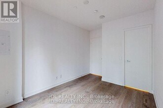 25-425 Richmond St E in Toronto, ON - Building Photo - Building Photo