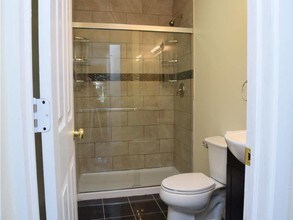 323 Lexington Ave, Unit 1 in Syracuse, NY - Building Photo - Building Photo