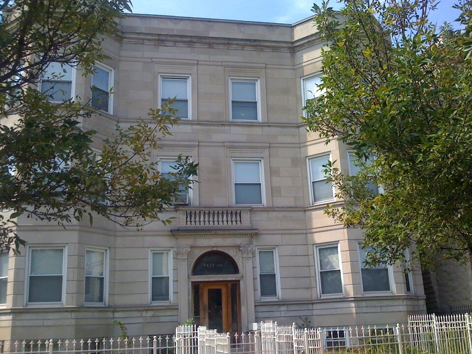 5410 S Indiana Ave in Chicago, IL - Foto de edificio