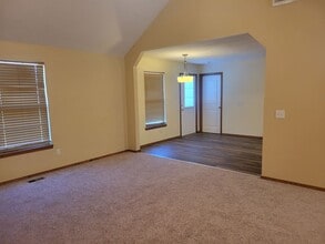 503 S Birchwood St in Strafford, MO - Building Photo - Building Photo
