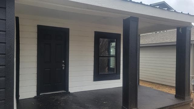 property at 309 W Hull St