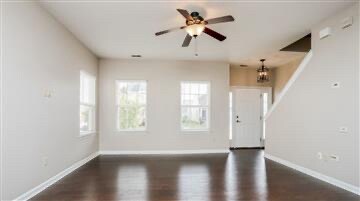 1027 Glengarry Dr in Wentzville, MO - Foto de edificio - Building Photo