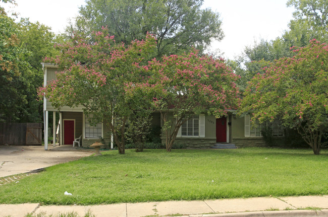 3203 Highland Ter in Austin, TX - Building Photo - Building Photo