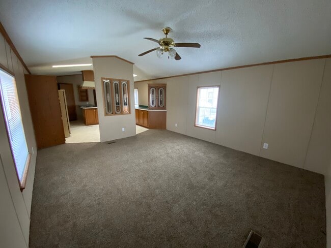 4184 Bickel St in Milford, MI - Foto de edificio - Building Photo