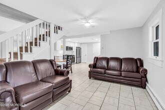 604 6th Ave in Belmar, NJ - Building Photo - Building Photo