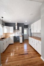 620 Hicks St in Fall River, MA - Building Photo - Building Photo