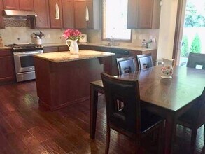 21227 35th Ave SE in Bothell, WA - Building Photo - Building Photo