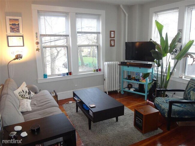 property at 5 Elmer St