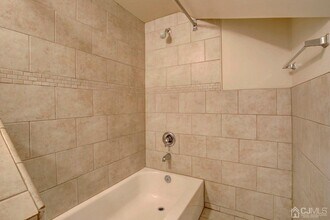 2102 Woodbridge Ave-Unit -3 in Edison, NJ - Building Photo - Building Photo