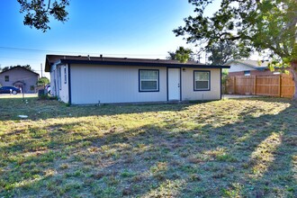 1013 W Sprague St in Edinburg, TX - Building Photo - Building Photo