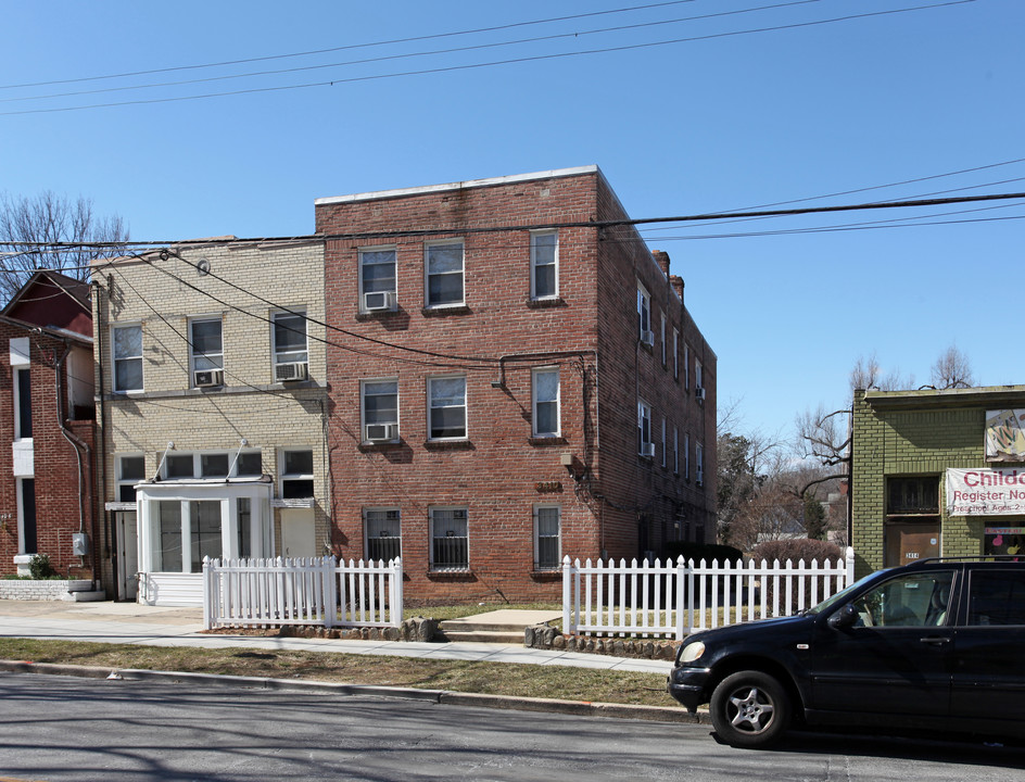 3410 18th St NE in Washington, DC - Foto de edificio