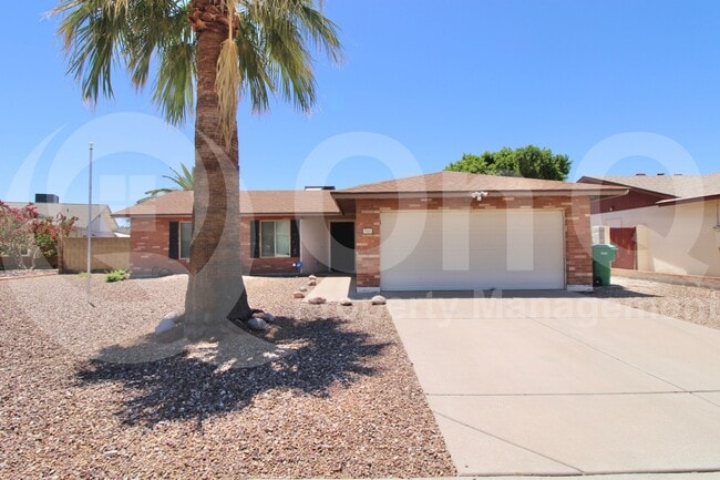 property at 946 N Ricardo Cir