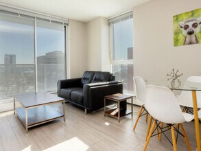 9377-9111 111 St NW, Unit SI ID1223001P in Edmonton, AB - Building Photo - Building Photo