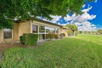 4195 Lakewood Blvd in Naples, FL - Building Photo - Building Photo