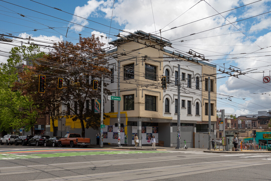 1534 Broadway in Seattle, WA - Building Photo