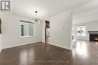 1010 Brian Good Ave in Ottawa, ON - Building Photo - Building Photo