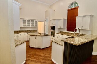 6502 NW 66th Way in Parkland, FL - Building Photo - Building Photo
